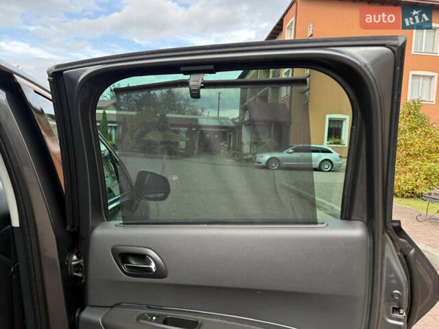 Пежо 3008 2011 в Стрые на Automoto.ua Серый Пежо 3008, объемом двигателя 1.6 л и пробегом 241 тыс. км за 8900 $, фото 72 на Automoto.ua