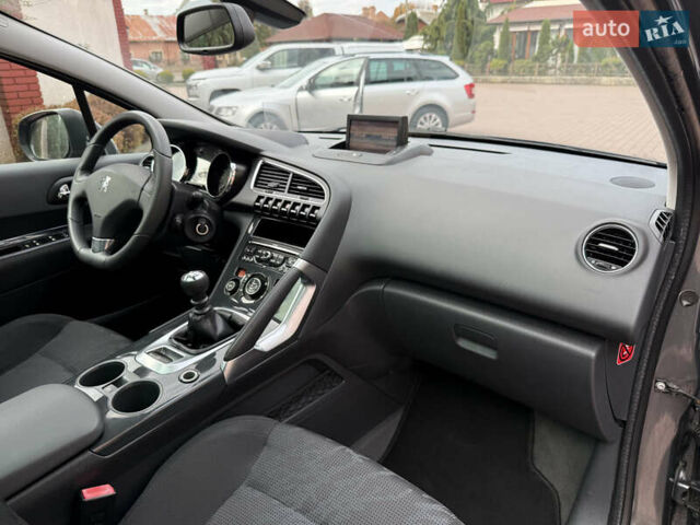 Пежо 3008 2011 в Стрые на Automoto.ua Серый Пежо 3008, объемом двигателя 1.6 л и пробегом 241 тыс. км за 8900 $, фото 77 на Automoto.ua