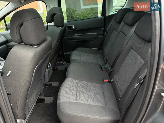 Пежо 3008 2011 в Стрые на Automoto.ua Серый Пежо 3008, объемом двигателя 1.6 л и пробегом 241 тыс. км за 8900 $, фото 62 на Automoto.ua