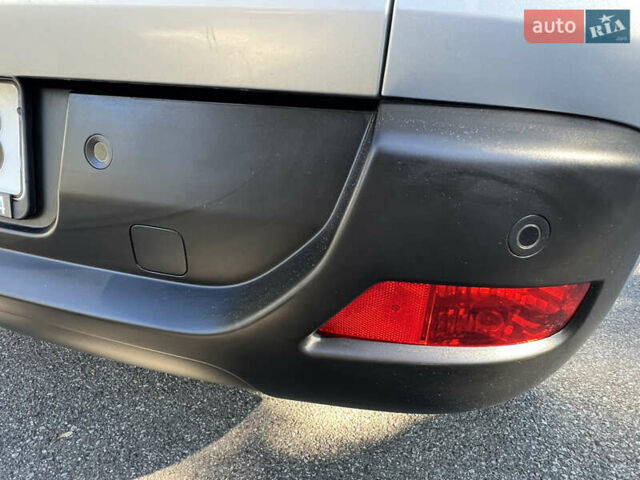 Сірий Пежо 3008, об'ємом двигуна 1.6 л та пробігом 250 тис. км за 8200 $, фото 17 на Automoto.ua