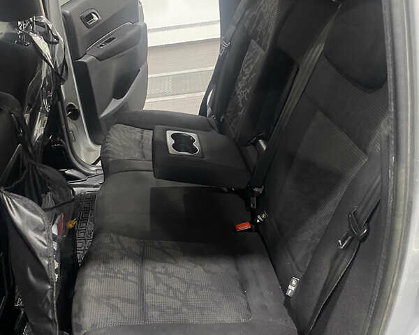 Сірий Пежо 3008, об'ємом двигуна 1.56 л та пробігом 265 тис. км за 8100 $, фото 26 на Automoto.ua