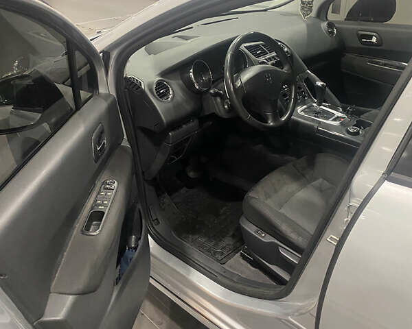 Сірий Пежо 3008, об'ємом двигуна 1.56 л та пробігом 265 тис. км за 8100 $, фото 21 на Automoto.ua