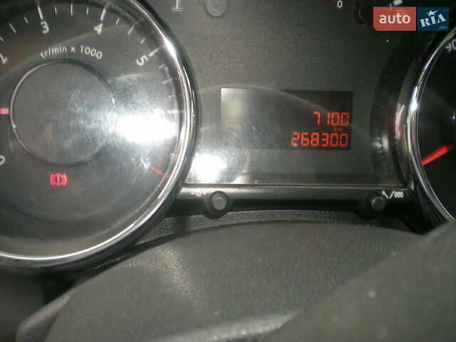 Пежо 3008 2011 в Тернополе на Automoto.ua Серый Пежо 3008, объемом двигателя 1.6 л и пробегом 268 тыс. км за 5800 $, фото 9 на Automoto.ua