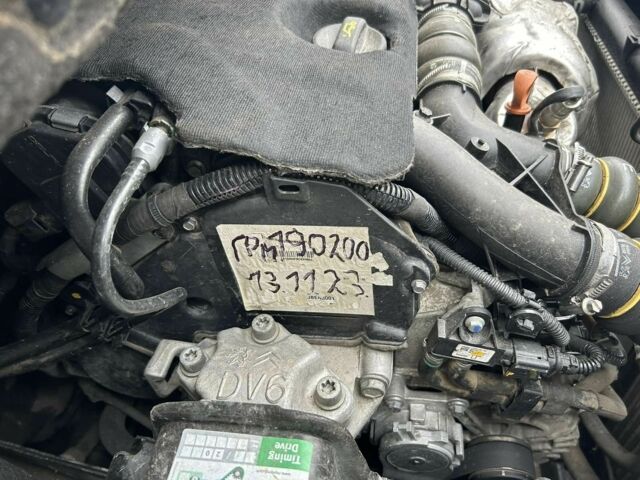 Серый Пежо 3008, объемом двигателя 0.16 л и пробегом 194 тыс. км за 9700 $, фото 4 на Automoto.ua