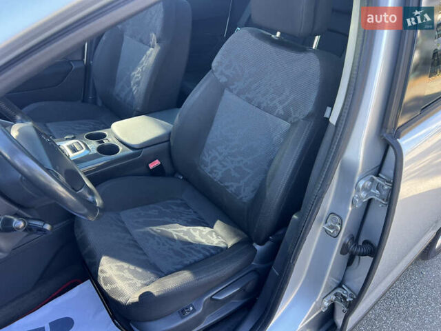 Сірий Пежо 3008, об'ємом двигуна 1.6 л та пробігом 250 тис. км за 8200 $, фото 31 на Automoto.ua