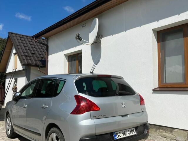 Серый Пежо 3008, объемом двигателя 1.6 л и пробегом 375 тыс. км за 8700 $, фото 3 на Automoto.ua