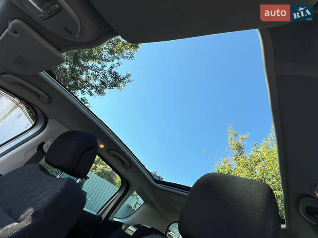 Сірий Пежо 3008, об'ємом двигуна 1.6 л та пробігом 250 тис. км за 8200 $, фото 39 на Automoto.ua