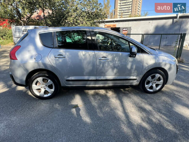 Сірий Пежо 3008, об'ємом двигуна 1.6 л та пробігом 250 тис. км за 8200 $, фото 13 на Automoto.ua