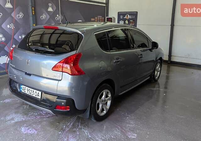 Серый Пежо 3008, объемом двигателя 1.56 л и пробегом 243 тыс. км за 8000 $, фото 1 на Automoto.ua