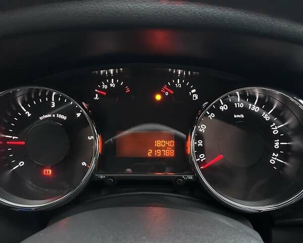 Серый Пежо 3008, объемом двигателя 1.6 л и пробегом 220 тыс. км за 7299 $, фото 9 на Automoto.ua