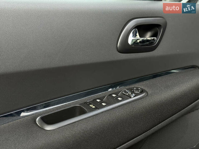 Пежо 3008 2011 в Стрые на Automoto.ua Серый Пежо 3008, объемом двигателя 1.6 л и пробегом 241 тыс. км за 8900 $, фото 61 на Automoto.ua
