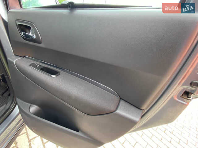 Сірий Пежо 3008, об'ємом двигуна 1.56 л та пробігом 248 тис. км за 7999 $, фото 22 на Automoto.ua