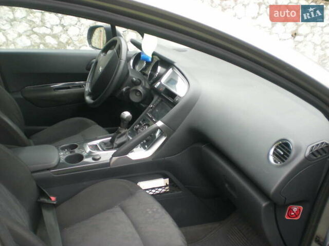 Пежо 3008 2011 в Тернополе на Automoto.ua Серый Пежо 3008, объемом двигателя 1.6 л и пробегом 268 тыс. км за 5800 $, фото 5 на Automoto.ua