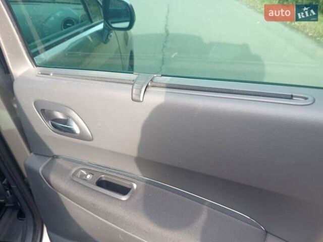 Серый Пежо 3008, объемом двигателя 1.6 л и пробегом 233 тыс. км за 8900 $, фото 13 на Automoto.ua