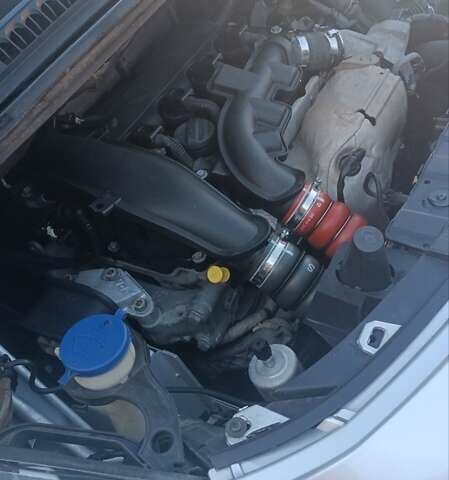 Серый Пежо 3008, объемом двигателя 1.6 л и пробегом 185 тыс. км за 8300 $, фото 9 на Automoto.ua