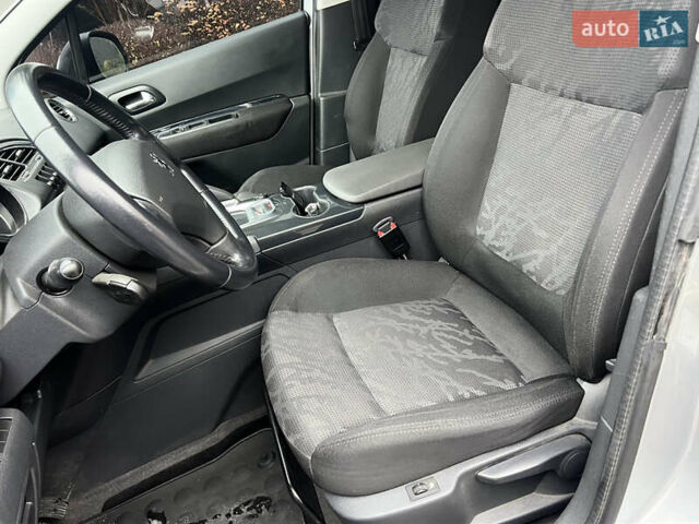 Сірий Пежо 3008, об'ємом двигуна 1.6 л та пробігом 189 тис. км за 8800 $, фото 9 на Automoto.ua