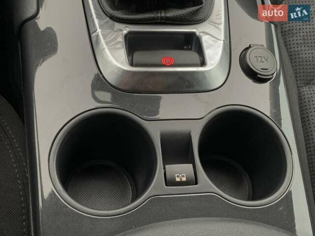 Серый Пежо 3008, объемом двигателя 1.6 л и пробегом 154 тыс. км за 9455 $, фото 48 на Automoto.ua