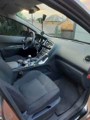 Сірий Пежо 3008, об'ємом двигуна 1.6 л та пробігом 132 тис. км за 7200 $, фото 5 на Automoto.ua