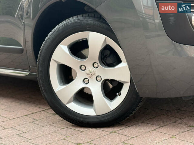 Пежо 3008 2011 в Стрые на Automoto.ua Серый Пежо 3008, объемом двигателя 1.6 л и пробегом 241 тыс. км за 8900 $, фото 21 на Automoto.ua