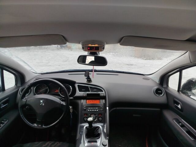 Серый Пежо 3008, объемом двигателя 1.6 л и пробегом 204 тыс. км за 7500 $, фото 8 на Automoto.ua