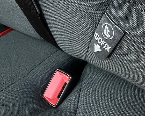 Серый Пежо 3008, объемом двигателя 1.56 л и пробегом 263 тыс. км за 9150 $, фото 87 на Automoto.ua