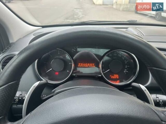 Сірий Пежо 3008, об'ємом двигуна 1.6 л та пробігом 250 тис. км за 9250 $, фото 22 на Automoto.ua