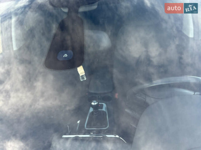 Серый Пежо 3008, объемом двигателя 1.56 л и пробегом 263 тыс. км за 9150 $, фото 135 на Automoto.ua