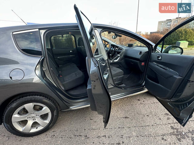 Серый Пежо 3008, объемом двигателя 1.56 л и пробегом 263 тыс. км за 9150 $, фото 106 на Automoto.ua