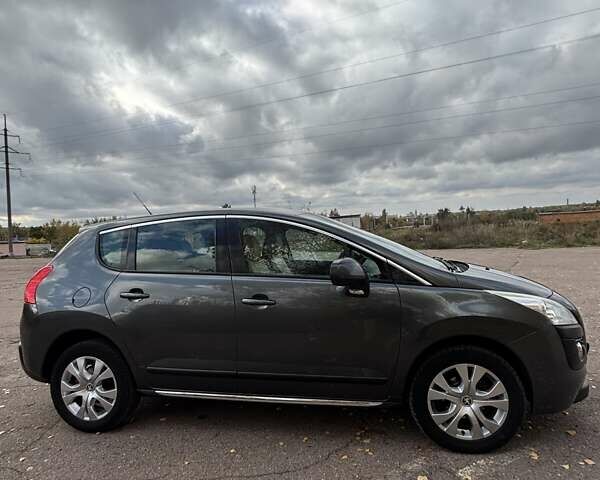 Сірий Пежо 3008, об'ємом двигуна 1.56 л та пробігом 192 тис. км за 8350 $, фото 4 на Automoto.ua