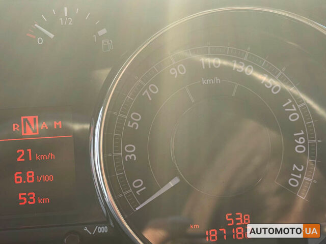 Серый Пежо 3008, объемом двигателя 2 л и пробегом 188 тыс. км за 10000 $, фото 14 на Automoto.ua
