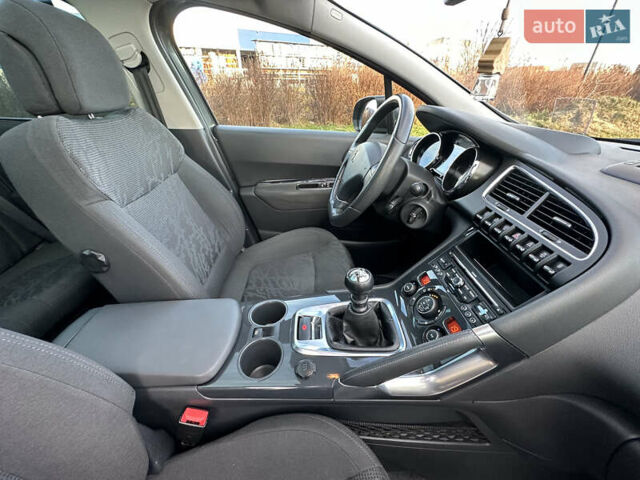 Серый Пежо 3008, объемом двигателя 1.56 л и пробегом 263 тыс. км за 9150 $, фото 122 на Automoto.ua