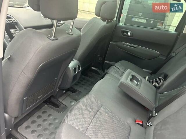 Сірий Пежо 3008, об'ємом двигуна 1.6 л та пробігом 250 тис. км за 9250 $, фото 40 на Automoto.ua