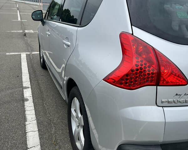 Сірий Пежо 3008, об'ємом двигуна 2 л та пробігом 286 тис. км за 11000 $, фото 7 на Automoto.ua