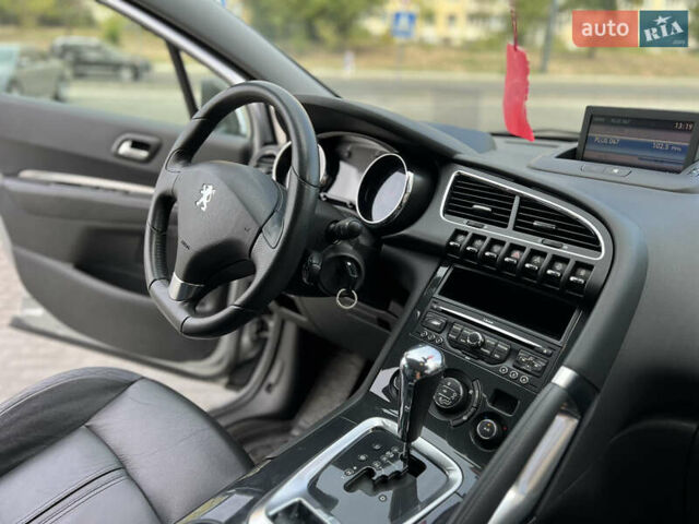 Сірий Пежо 3008, об'ємом двигуна 1.56 л та пробігом 157 тис. км за 9800 $, фото 15 на Automoto.ua