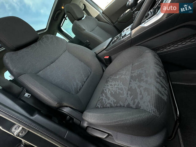 Серый Пежо 3008, объемом двигателя 1.56 л и пробегом 263 тыс. км за 9150 $, фото 133 на Automoto.ua