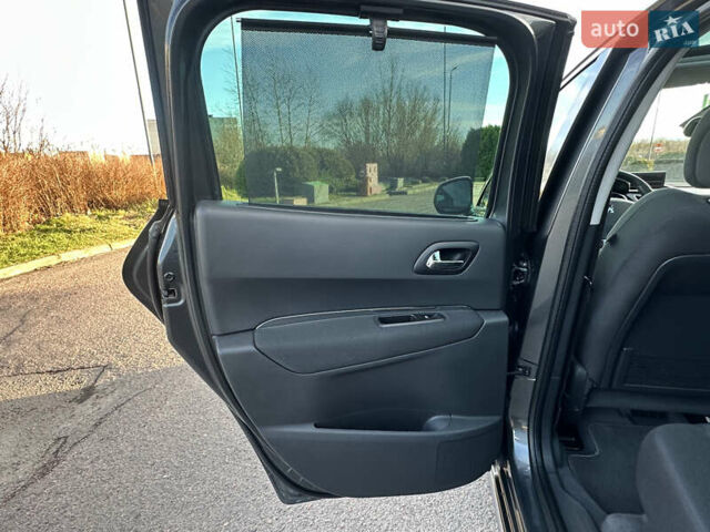 Серый Пежо 3008, объемом двигателя 1.56 л и пробегом 263 тыс. км за 9150 $, фото 88 на Automoto.ua