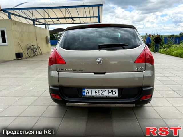 Сірий Пежо 3008, об'ємом двигуна 1.6 л та пробігом 240 тис. км за 7999 $, фото 4 на Automoto.ua