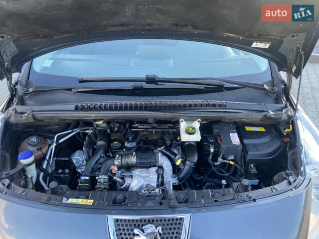 Серый Пежо 3008, объемом двигателя 1.6 л и пробегом 230 тыс. км за 8700 $, фото 28 на Automoto.ua