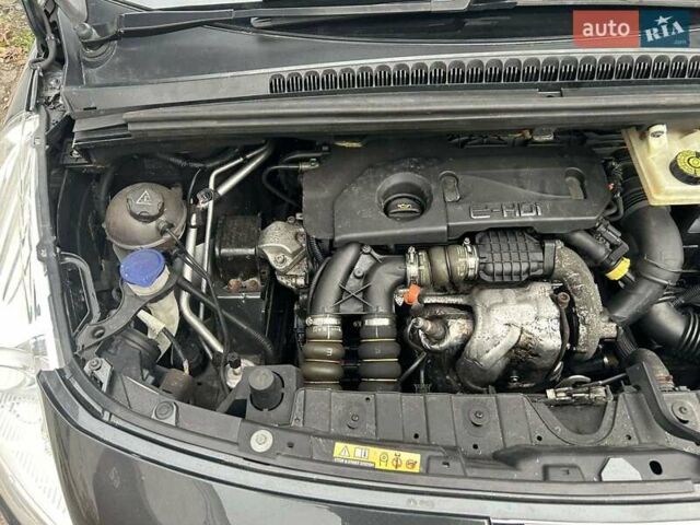 Сірий Пежо 3008, об'ємом двигуна 1.6 л та пробігом 250 тис. км за 9250 $, фото 43 на Automoto.ua