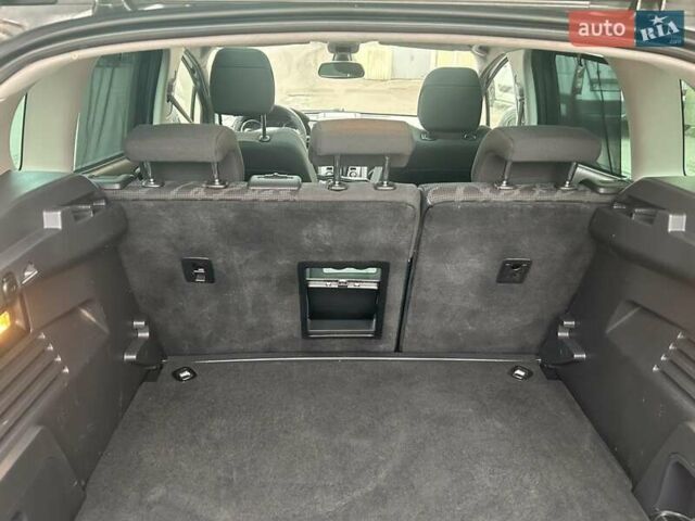 Сірий Пежо 3008, об'ємом двигуна 1.6 л та пробігом 250 тис. км за 9250 $, фото 19 на Automoto.ua