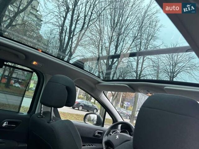 Сірий Пежо 3008, об'ємом двигуна 1.6 л та пробігом 250 тис. км за 9250 $, фото 36 на Automoto.ua