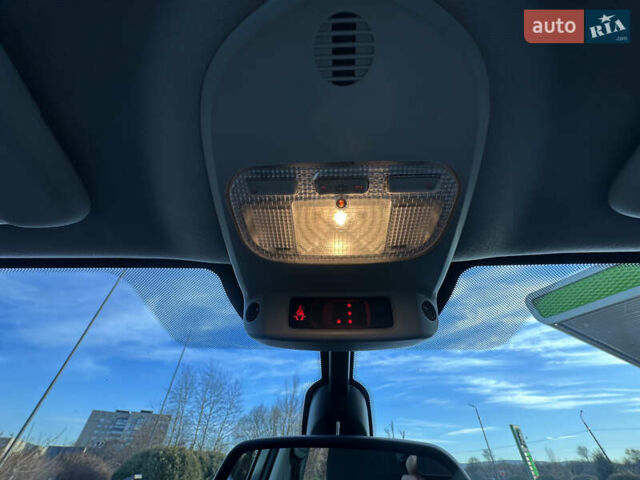 Серый Пежо 3008, объемом двигателя 1.56 л и пробегом 263 тыс. км за 9150 $, фото 102 на Automoto.ua