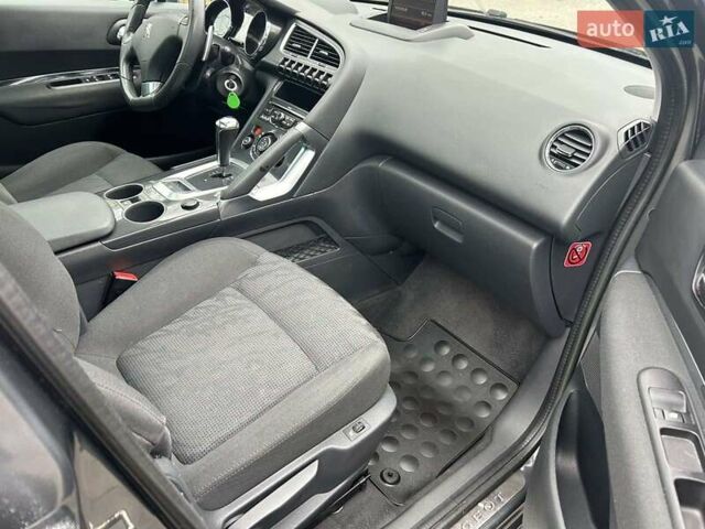 Сірий Пежо 3008, об'ємом двигуна 1.6 л та пробігом 250 тис. км за 9250 $, фото 27 на Automoto.ua