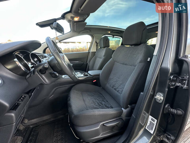 Серый Пежо 3008, объемом двигателя 1.56 л и пробегом 263 тыс. км за 9150 $, фото 66 на Automoto.ua