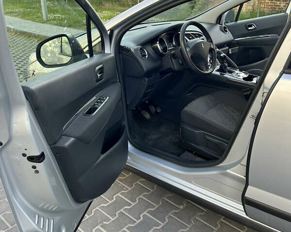 Серый Пежо 3008, объемом двигателя 1.6 л и пробегом 156 тыс. км за 8000 $, фото 18 на Automoto.ua