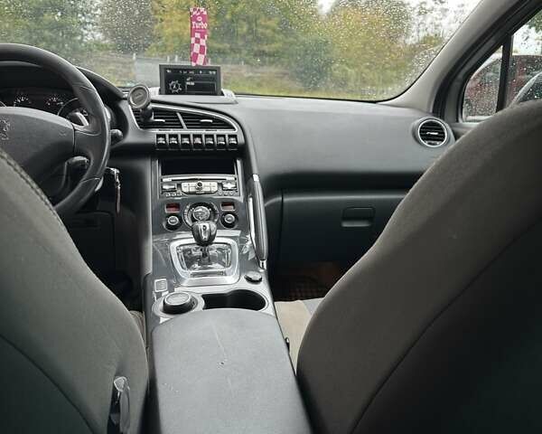 Серый Пежо 3008, объемом двигателя 2 л и пробегом 247 тыс. км за 9950 $, фото 22 на Automoto.ua
