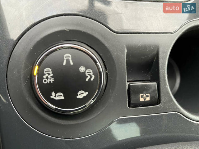 Серый Пежо 3008, объемом двигателя 1.6 л и пробегом 123 тыс. км за 9450 $, фото 22 на Automoto.ua