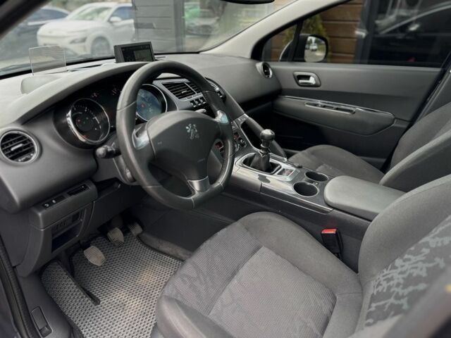 Пежо 3008 2013 в Львове на Automoto.ua Серый Пежо 3008, объемом двигателя 1.6 л и пробегом 330 тыс. км за 9499 $, фото 12 на Automoto.ua
