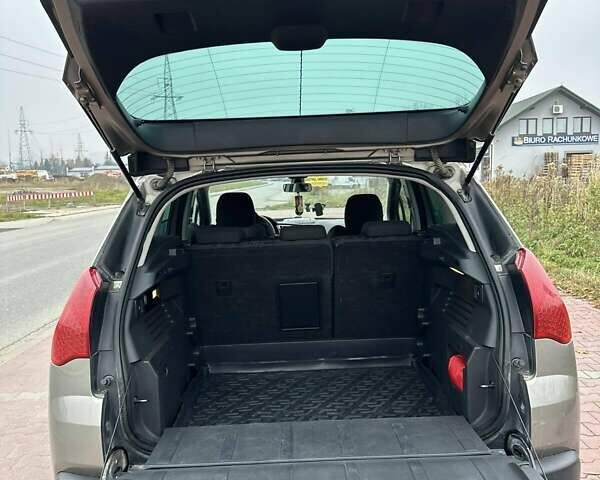 Серый Пежо 3008, объемом двигателя 1.6 л и пробегом 270 тыс. км за 9100 $, фото 11 на Automoto.ua