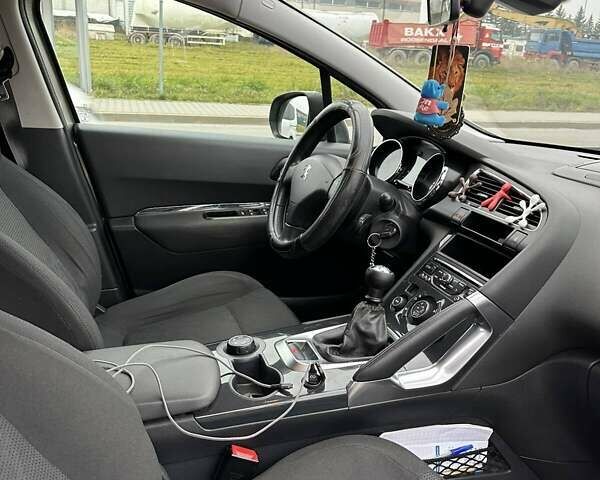Серый Пежо 3008, объемом двигателя 1.6 л и пробегом 270 тыс. км за 9100 $, фото 2 на Automoto.ua